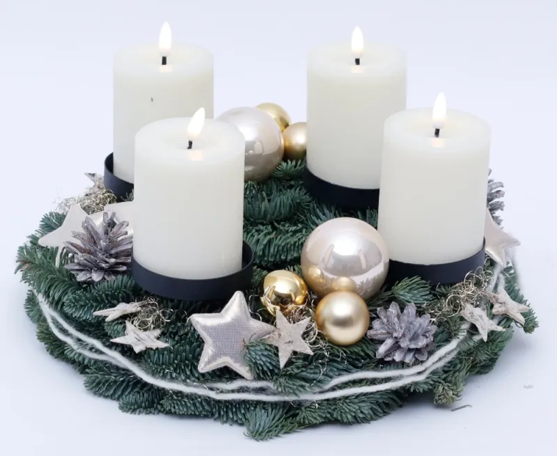 Großer exklusiver Adventskranz, ca. Ø35 cm, weiß - Gallerie Bild 1